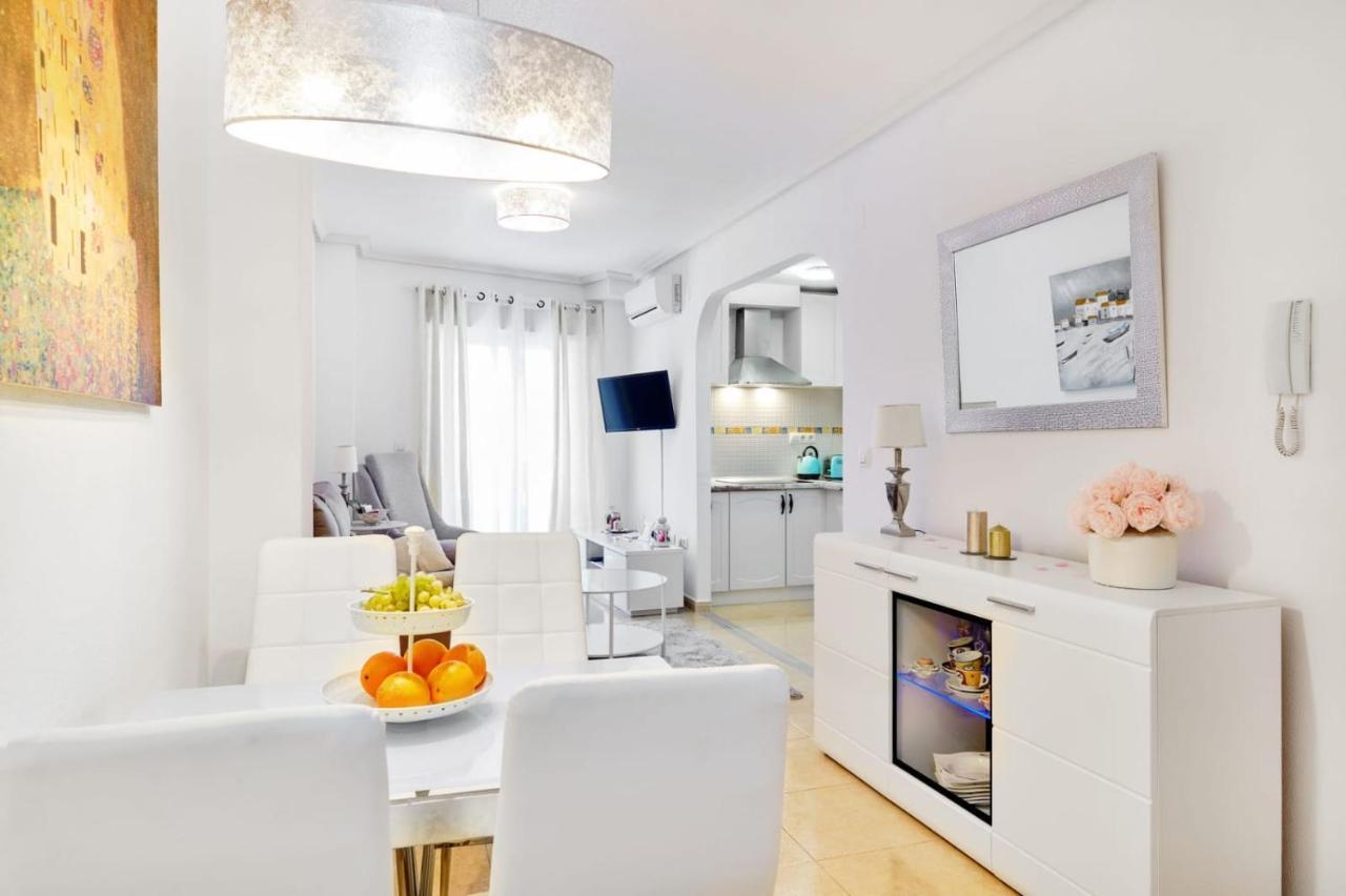 Almudena Playa Del Cura En Torrevieja Apartment Exterior foto